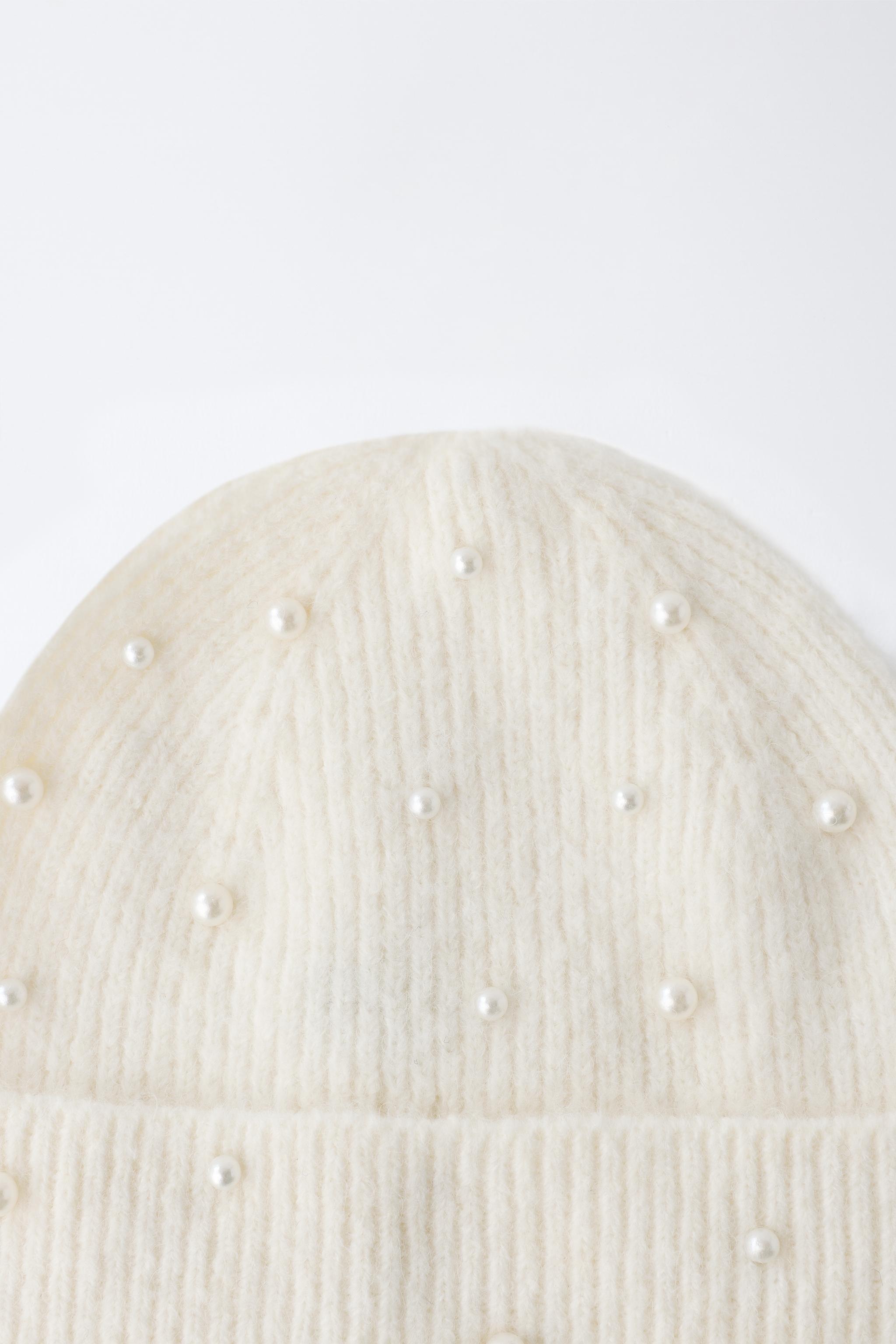 PEARL KNIT BEANIE